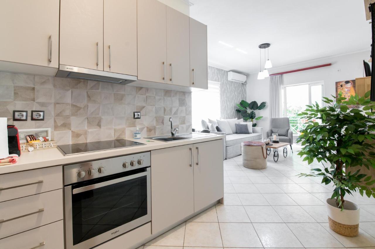 Charming Appt Apartment Preveza Exterior photo